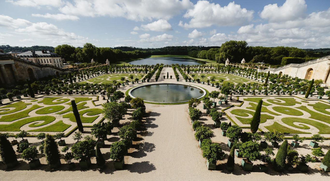 Chateau de Versailles garden
